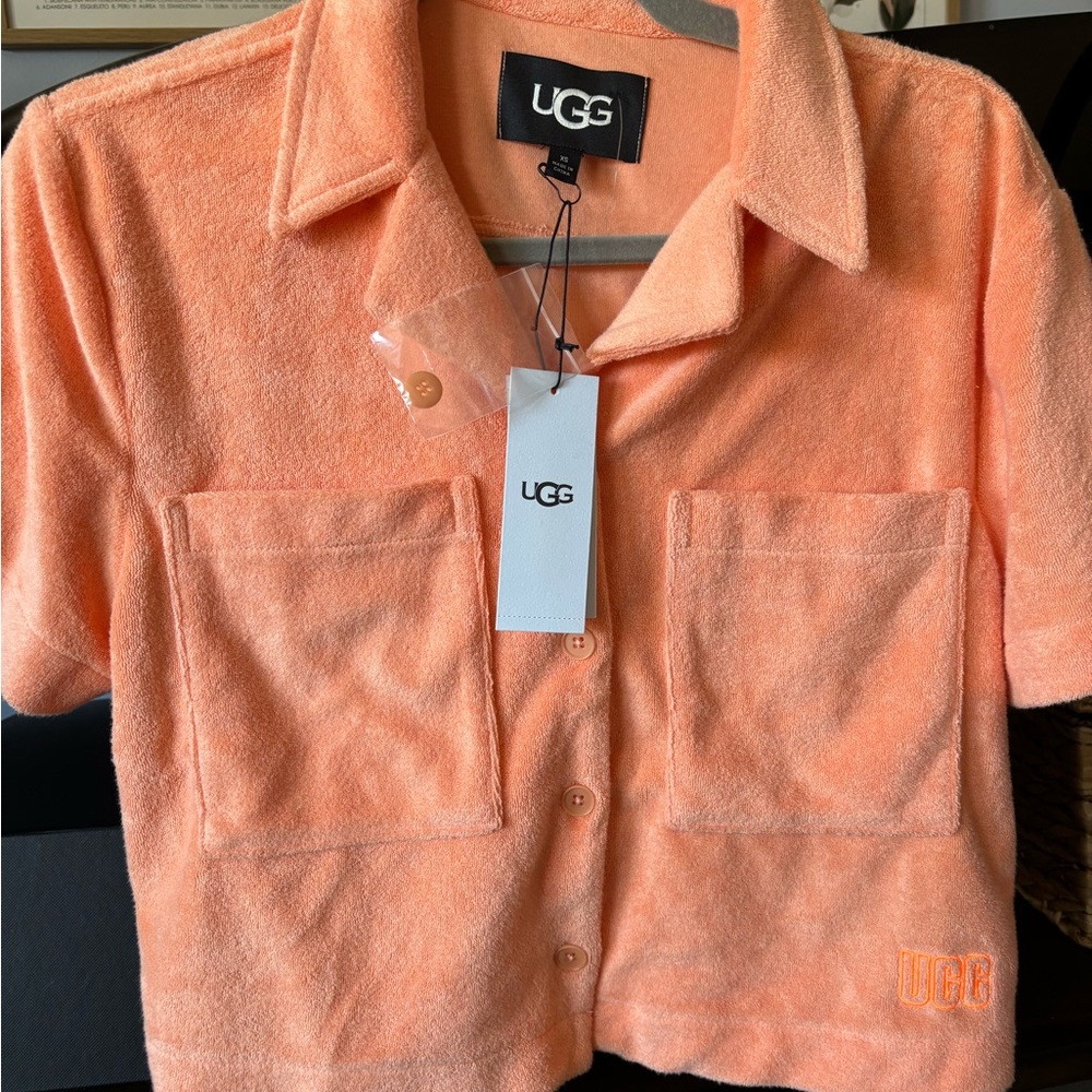 NWT- women’s UGG Peach Terry Cloth Top